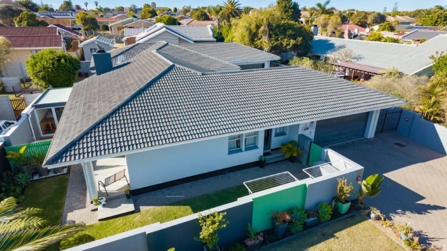 3 Bedroom Property for Sale in Bayview Western Cape